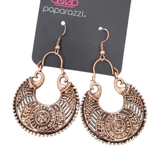 New Lot of 8 Paparazzi Jewelry Necklaces Earrings Boho Minimalistic Silver Gold - Picture 5 of 14